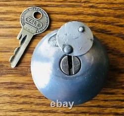 1920s 1930s Studebaker OAKES SPARE TIRE LOCK withLOGO KEY vtg exterior accessory