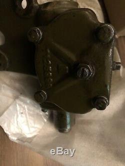Ford GPW Jeep Original WW2 Issued F Marked Ross Steering Box T122983 Vintage