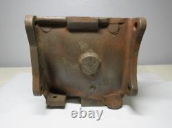 Ford GPW Jeep T84 Transmission Housing GPW 7006 Original