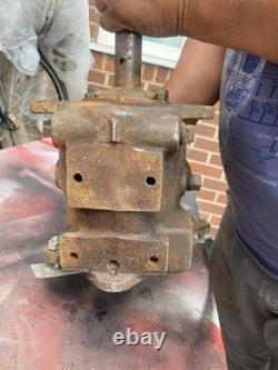 Genuine World War 2 Willys Jeep / Ford Gpw Gearbox T84 Ww2