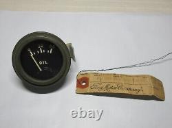 NOS G166 Electric Oil Pressure Gauge Ford GPW Jeep Willys MB King Seeley