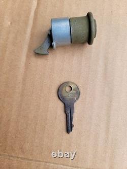 NOS Glove Box Lock & H700 Key for Willys MB M38 M38A1 CJ Ford GPW Jeep WO-A-3823