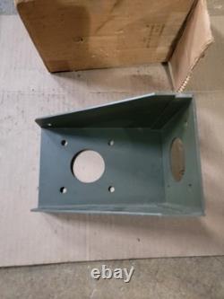 NOS MP-50 AMTEC Antenna Mount Base Bracket Willys MB, M38, M38A1 & Ford GPW Jeep