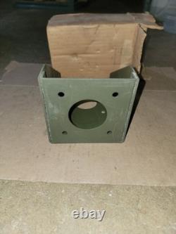 NOS MP-50 AMTEC Antenna Mount Base Bracket Willys MB, M38, M38A1 & Ford GPW Jeep