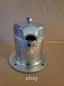 NOS Warner Trailer Coupling Socket Willys MB Ford GPW Jeep A-6586 WO-A6019 G503