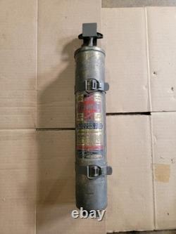 Original 1.5 Quart Fyr Fyter Fire Extinguisher & Bracket WWII MB GPW Jeep Dodge