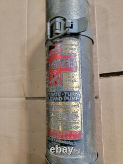 Original 1.5 Quart Fyr Fyter Fire Extinguisher & Bracket WWII MB GPW Jeep Dodge