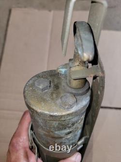 Original 1.5 Quart Fyr Fyter Fire Extinguisher & Bracket WWII MB GPW Jeep Dodge