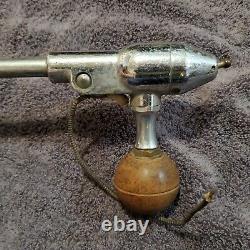 RARE Early 1930s GM SAFETYLIGHT Spotlight Safety Light Accessory Sportlight 32