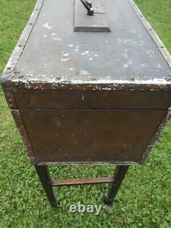 Vintage Gm Fisher Body Wood Carriage Box / Tool Box / Tackle Box