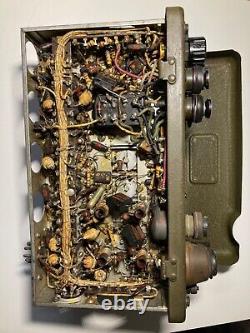 BC-1000 Corps des Signaux de l'Armée Américaine WW2 Équipement de Terrain Willys MB Ford GPW