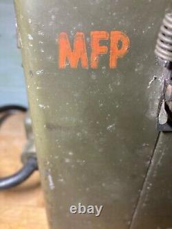 BC-1000 Corps des Signaux de l'Armée Américaine WW2 Équipement de Terrain Willys MB Ford GPW