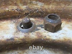 Ford GPW Jeep Willys MB 16 Combat Wheel Original Rim translates to: Ford GPW Jeep Willys MB 16 Roue de combat d'origine