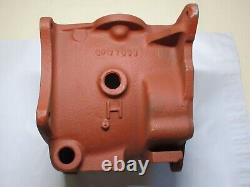 Jeep Ford GPW GPW7006 Boîtier de transmission marqué F T84 d'origine