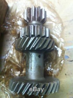 Jeep Willys MB Ford Gpw T84 T84 Transmission De Vitesse Groupe A-739 Nos