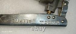 Jeep Willys Mb Ford Gpw WW2 G503 Original Alemite Grease Gun 6593
   <br/> 
Jeep Willys Mb Ford Gpw WW2 G503 Graisseur Alemite d'origine 6593