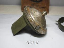 NOS Ford GPW Jeep GPW 13150 6 Volt Blackout Fender Driving Lamp Parts = Pièces de lampe de conduite pour pare-chocs noir 6 volts NOS Ford GPW Jeep GPW 13150