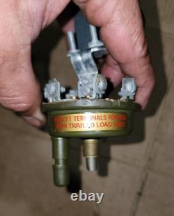 Notre interrupteur de lumière rotatif Delco Remy pour Ford GPW GPA Willys MB Jeep C-136186 G503