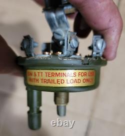 Notre interrupteur de lumière rotatif Delco Remy pour Ford GPW GPA Willys MB Jeep C-136186 G503