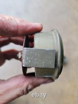 Notre jauge d'ampèremètre de 60 ampères WO-A-8623 pour Jeep G503 Willys MB, Ford GPW et GPA de la Seconde Guerre mondiale