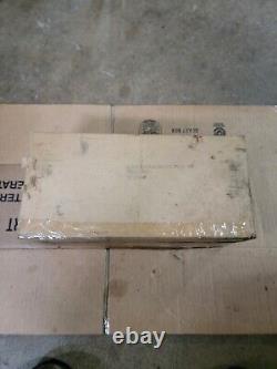 Notre réservoir de débordement de radiateur pour la Jeep WWII MB GPW M38 CJ2A DUKW G503 G501