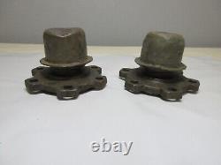 Paire de flasques d'entraînement de moyeu marquées F pour essieu avant de Jeep Ford GPW avec bouchon anti-poussière - Original